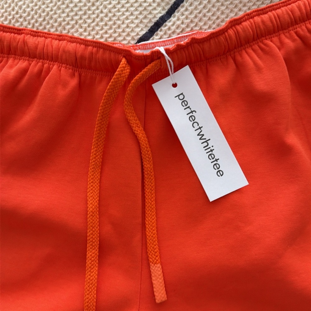 Perfect White Tee dolphin hem shorts - Picture 2 of 3